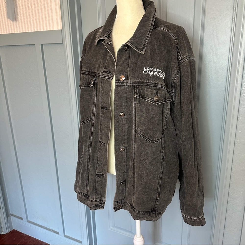 Los Angeles Chargers Retro Charcoal Denim Jacket - Picture 2 of 7
